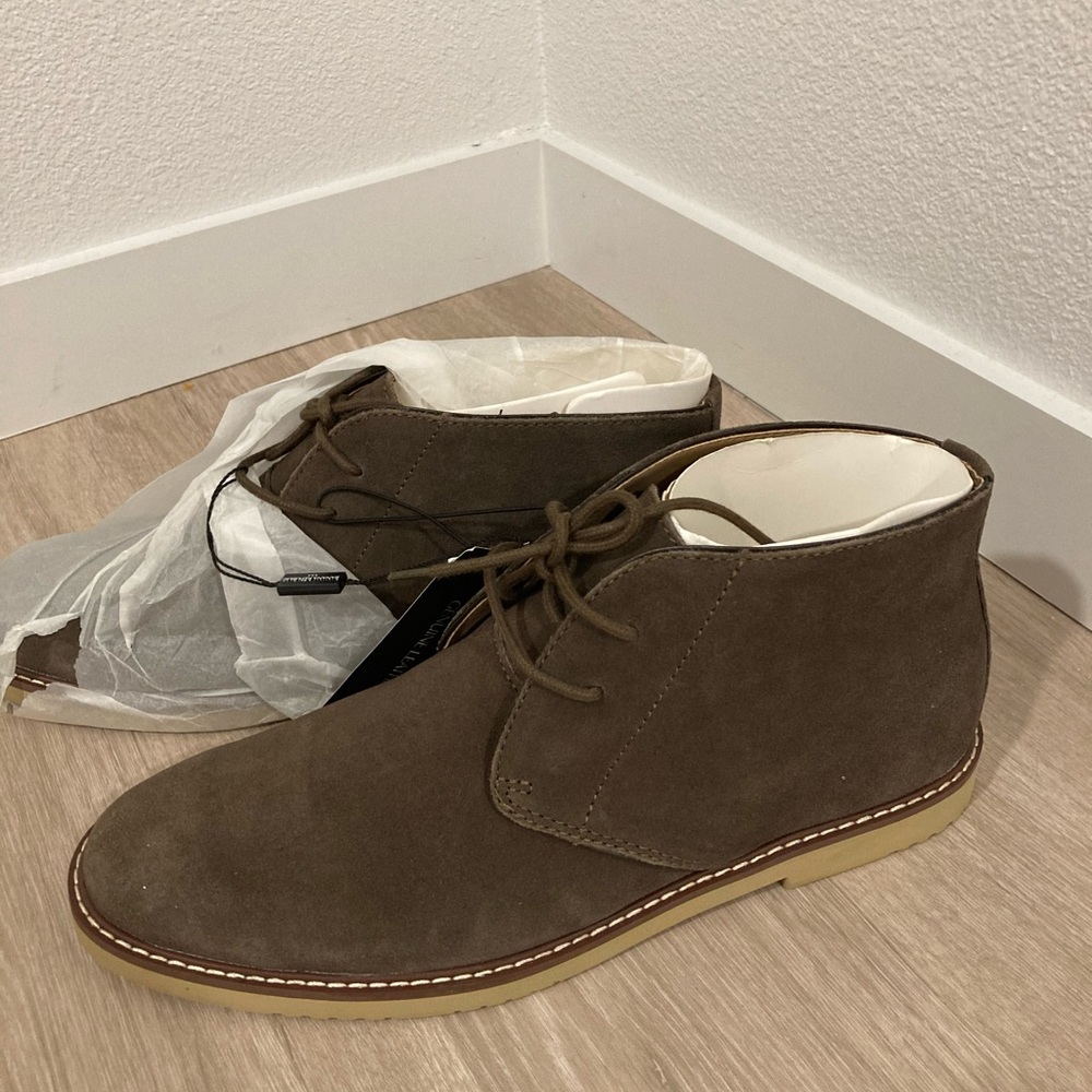 Banana republic desert chukka ligtbrn boots
